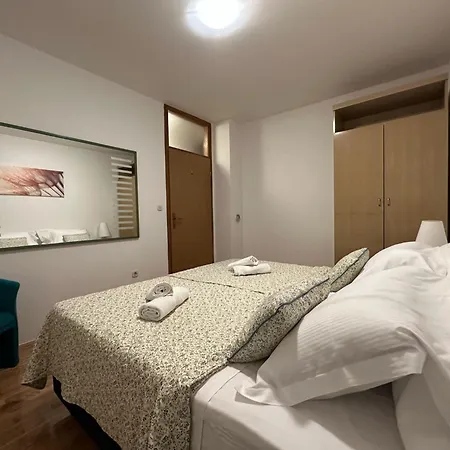 Family - Apartamento Makarska